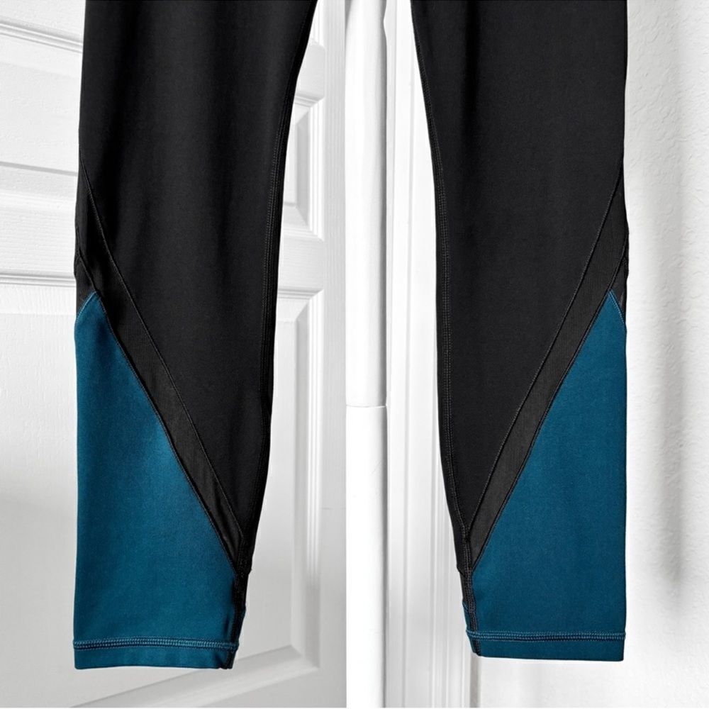 Athleta Elevation Powervita Teal 7/8 Leggings Size Small - Picture 9 of 16